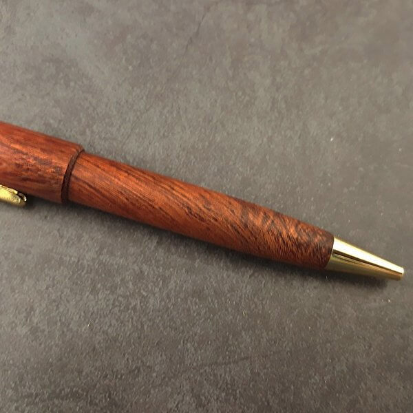 bút gỗ hương