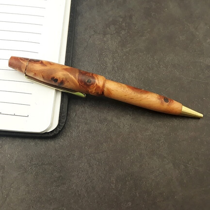 bút gỗ huyết long