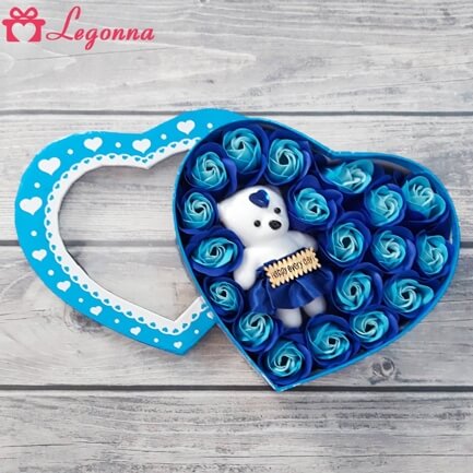 hoa hồng sáp kèm gấu màu xanh